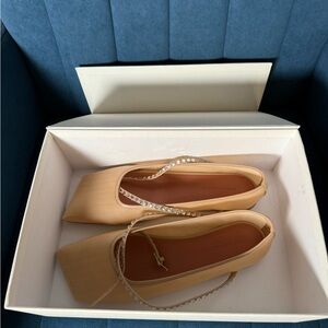Elegant Tan Women's Shoes with Pearl Detail